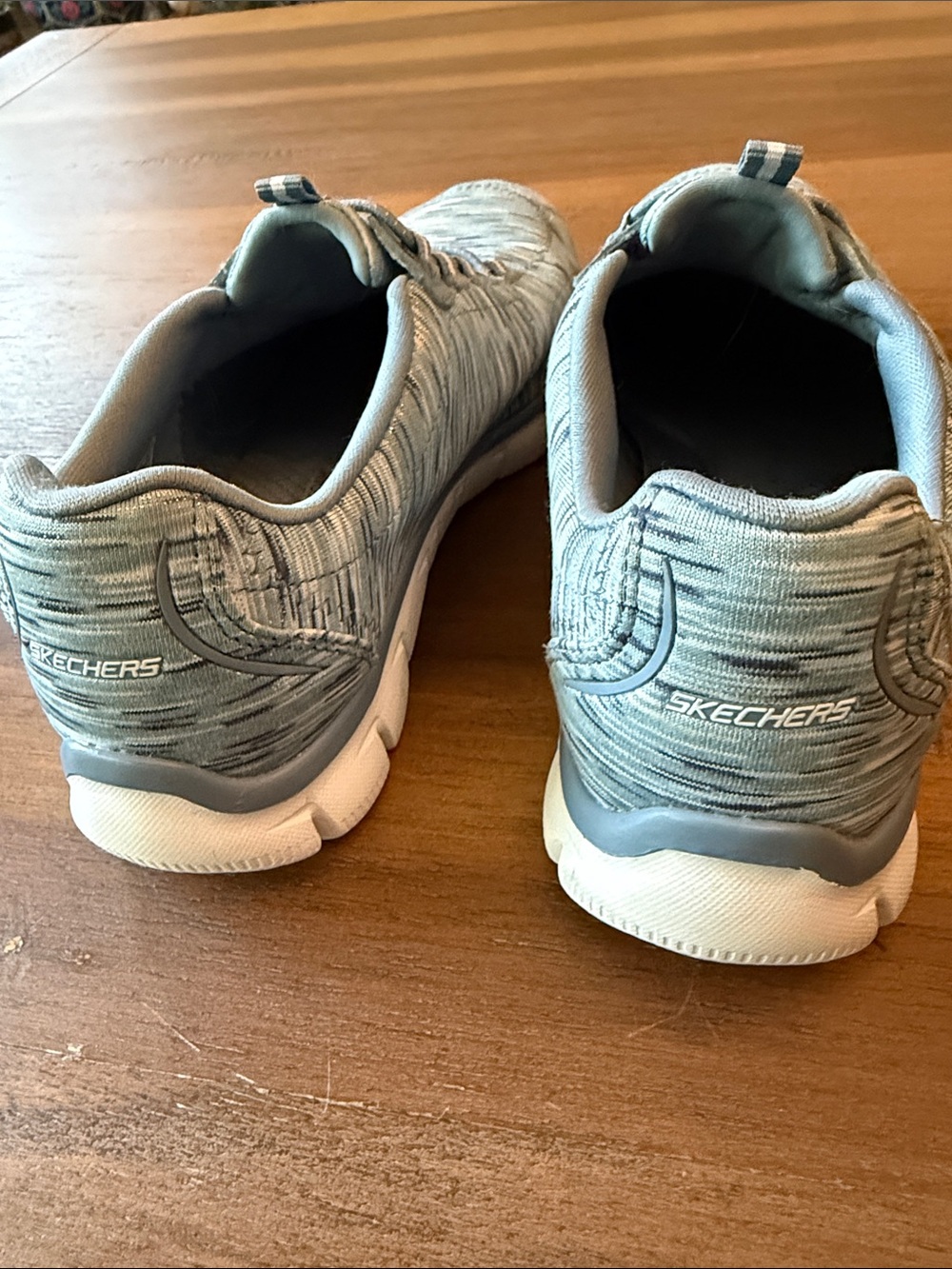 Cool Colors and ComfySkechers Women's Sky Blue Slip-On Athletic Sneaker Size 7.5 - Picture 4 of 8